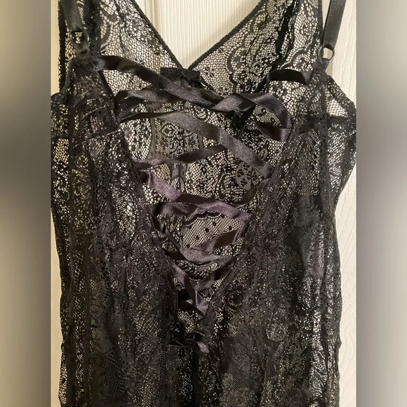 Victoria’s secret lace babydoll nightie size small lace up back NWOT - Picture 5 of 8
